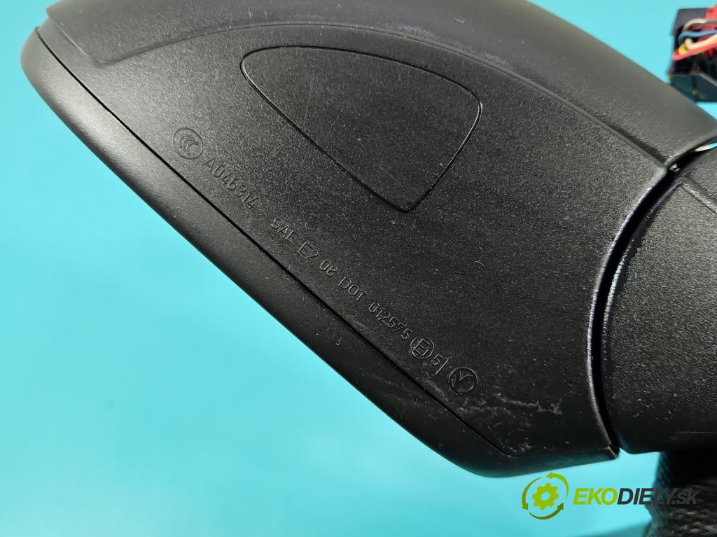 Vw Golf VI 2008-2013 1.6 tdi 105 HP manual 77 kW 1598 cm3 5- zrkadlo pravé 5K0857502CB (Kľučka dverí ostatné)