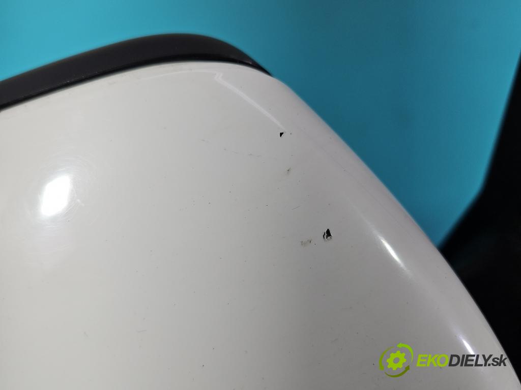 Vw Golf VI 2008-2013 1.6 tdi 105 HP manual 77 kW 1598 cm3 5- zrkadlo pravé 5K0857502CB (Kľučka dverí ostatné)