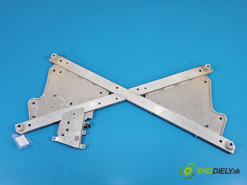 Bmw i3 2013–2022 0.0 elektrický: 170 HP automatic 125 kW 1 cm3 5- Upevnenie: 9269846