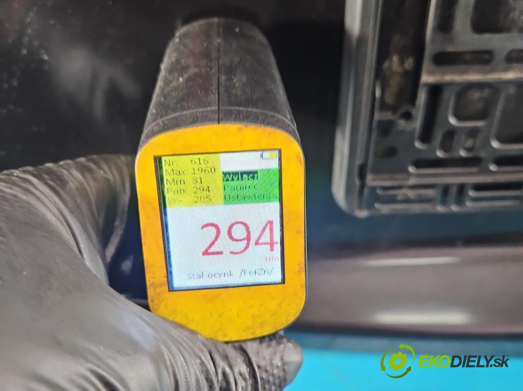 Audi A5 8T 2007-2016 1.8 TFSI 170 HP manual 125 kW 1798 cm3 2- zadna kufor  (Kapota zadná (kufor))