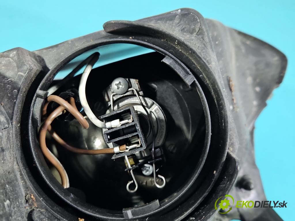 Opel Combo C 2001-2011 1.7 tdi 75 HP manual 55 kW 1686 cm3 5- Reflektor: pravý  (Svetlo predné pravé)