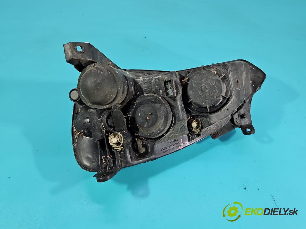 Opel Combo C 2001-2011 1.7 tdi 75 HP manual 55 kW 1686 cm3 5- Reflektor: pravý  (Svetlo predné pravé)