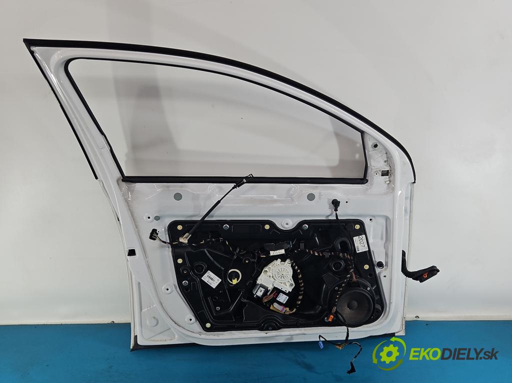 Vw Golf VI 2008-2013 1.6 tdi 105 HP manual 77 kW 1598 cm3 5- dvere predné ľavé  (Kľučka dverí ostatné)