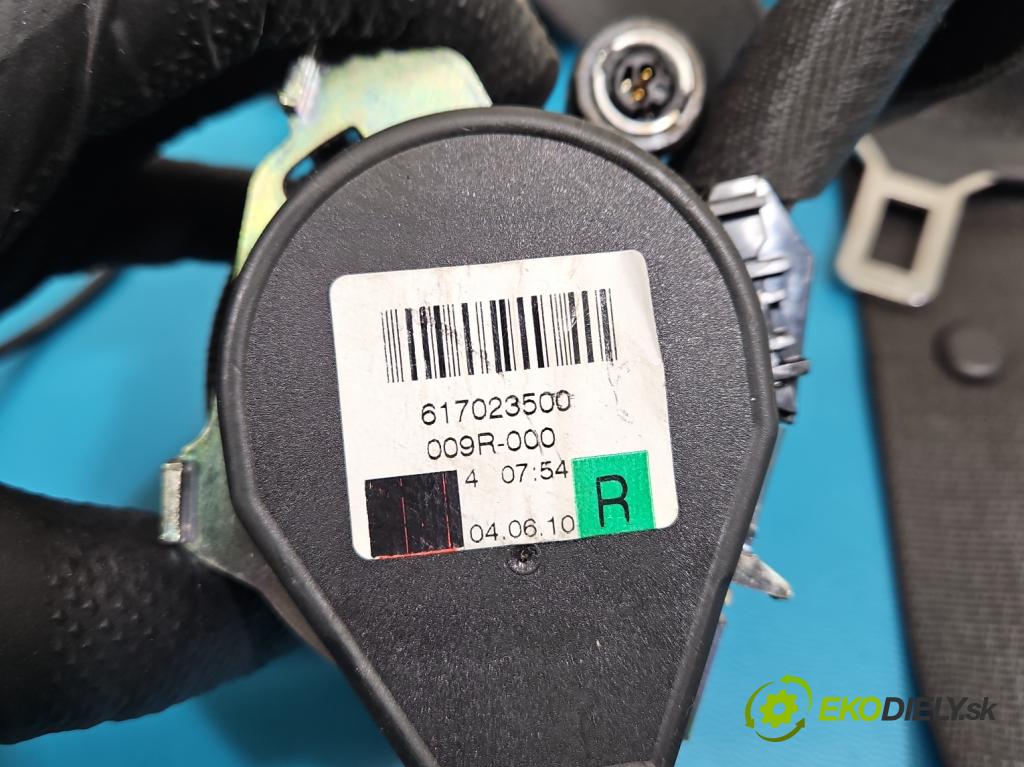 Opel Astra IV 2009-2015 1.4 T 140 hp manual 103 kW 1364 cm3 5- stěna bezpečnost přední pravý 13297098