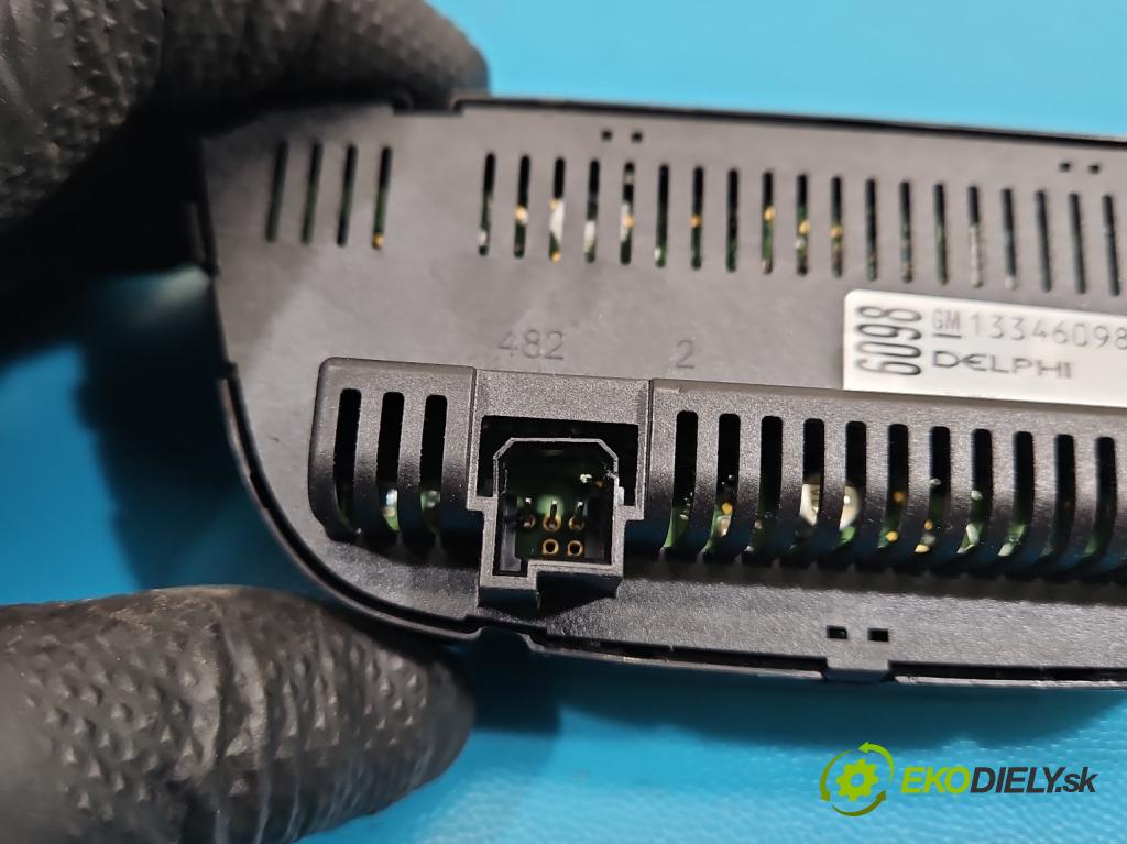 Opel Astra IV 2009-2015 1.4 T 140 HP manual 103 kW 1364 cm3 5- panel kúrenia 13346098