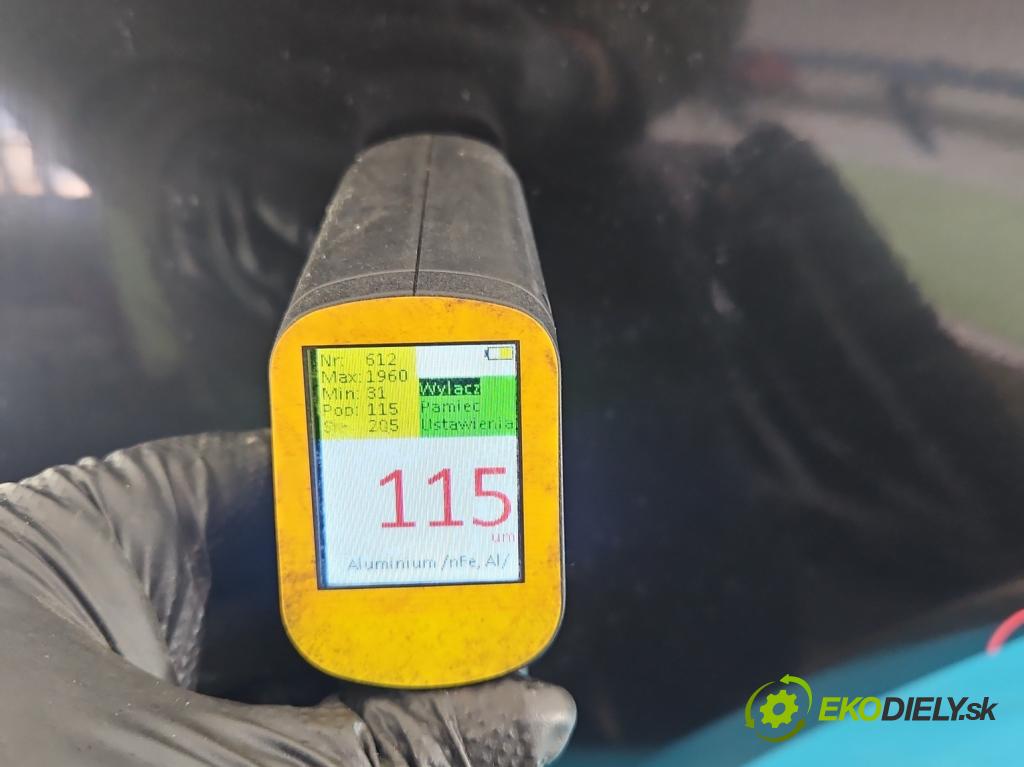 Audi A5 8T 2007-2016 1.8 TFSI 170 HP manual 125 kW 1798 cm3 2- blatník predné pravý  (Kľučka dverí ostatné)