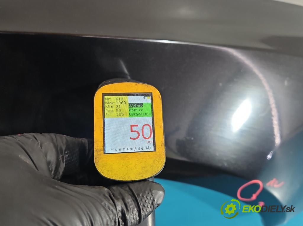 Audi A5 8T 2007-2016 1.8 TFSI 170 HP manual 125 kW 1798 cm3 2- blatník predné pravý  (Kľučka dverí ostatné)