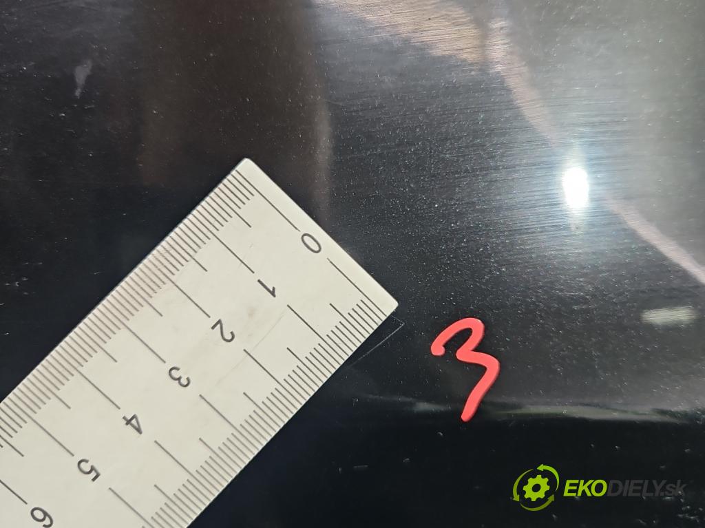 Audi A5 8T 2007-2016 1.8 TFSI 170 HP manual 125 kW 1798 cm3 2- blatník predné pravý  (Kľučka dverí ostatné)