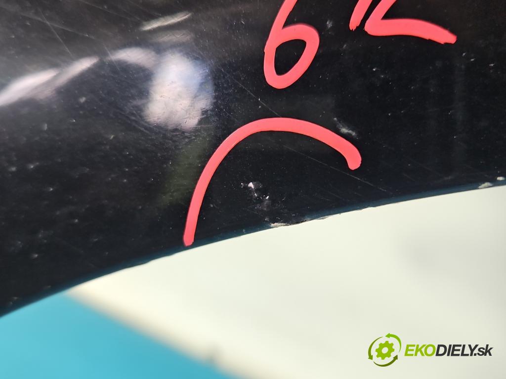 Audi A5 8T 2007-2016 1.8 TFSI 170 HP manual 125 kW 1798 cm3 2- blatník predné pravý  (Kľučka dverí ostatné)