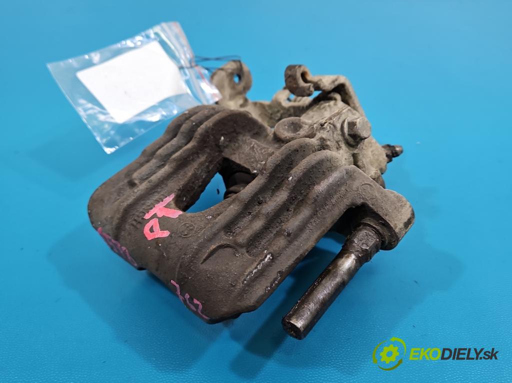 Opel Astra II 1998-2009 1.6 16V 101 HP manual 74 kW 1598 cm3 3- brzdič zadné pravý  (Kľučka dverí ostatné)