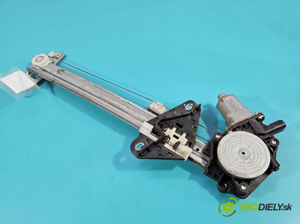 Honda CR-V III 2006-2011 2.2 i-CTDi 150 hp manual 110 kW 2199 cm3 5- mechanismus stahování zadní pravý 104260