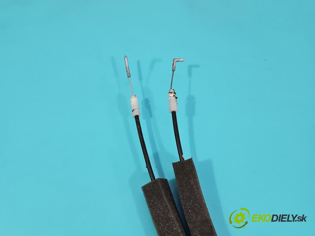 Honda CR-V III 2006-2011 2.2 i-CTDi 150 HP manual 110 kW 2199 cm3 5- zámok predné pravý 72111-SWA-P1-RH-FR