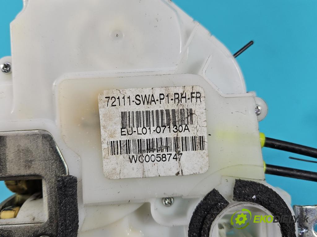 Honda CR-V III 2006-2011 2.2 i-CTDi 150 HP manual 110 kW 2199 cm3 5- zámok predné pravý 72111-SWA-P1-RH-FR