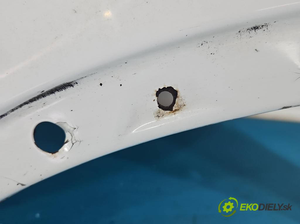 Opel Combo C 2001-2011 1.7 tdi 75 HP manual 55 kW 1686 cm3 5- blatník predné ľavý  (Blatník predný ľavý)