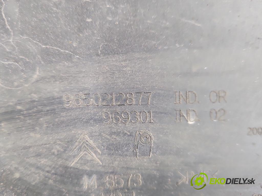 Citroen Xsara Picasso 2.0 hdi 110 HP manual 81 kW 1997 cm3 5- nárazník predné 9650212877 (Kľučka dverí ostatné)