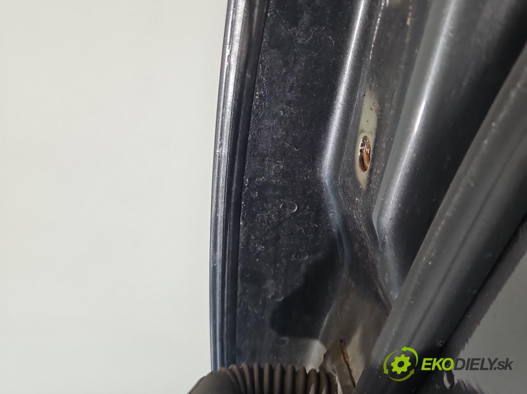Opel Astra IV 2009-2015 1.4 T 140 HP manual 103 kW 1364 cm3 5- dvere zadné pravé  (Kľučka dverí ostatné)