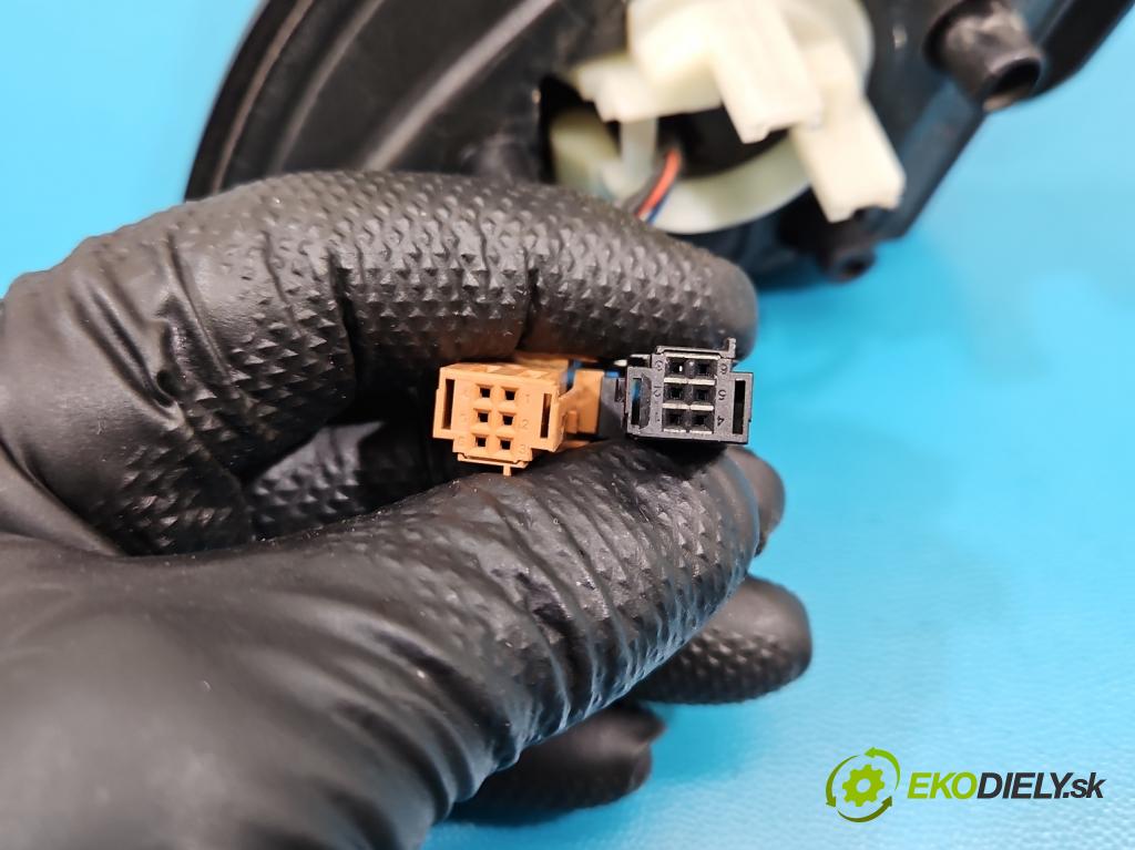 Citroen Berlingo II 2008-2018 1.6 hdi 75 HP manual 55 kW 1560 cm3 5- zrkadlo pravé  (Kľučka dverí ostatné)