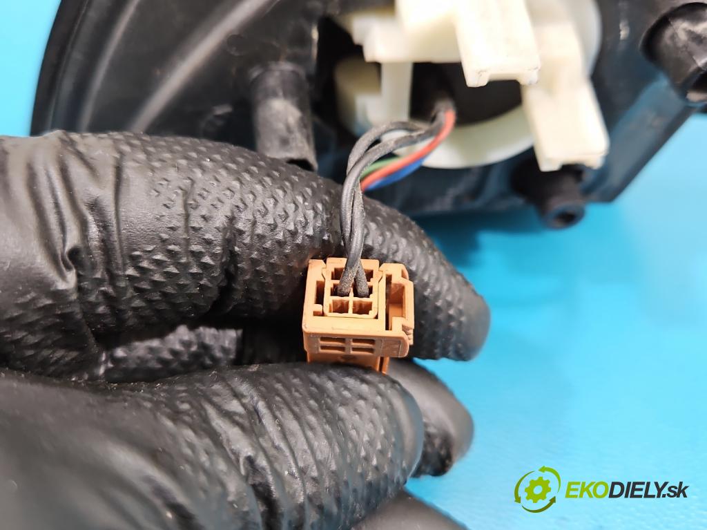 Citroen Berlingo II 2008-2018 1.6 hdi 75 HP manual 55 kW 1560 cm3 5- zrkadlo pravé  (Kľučka dverí ostatné)