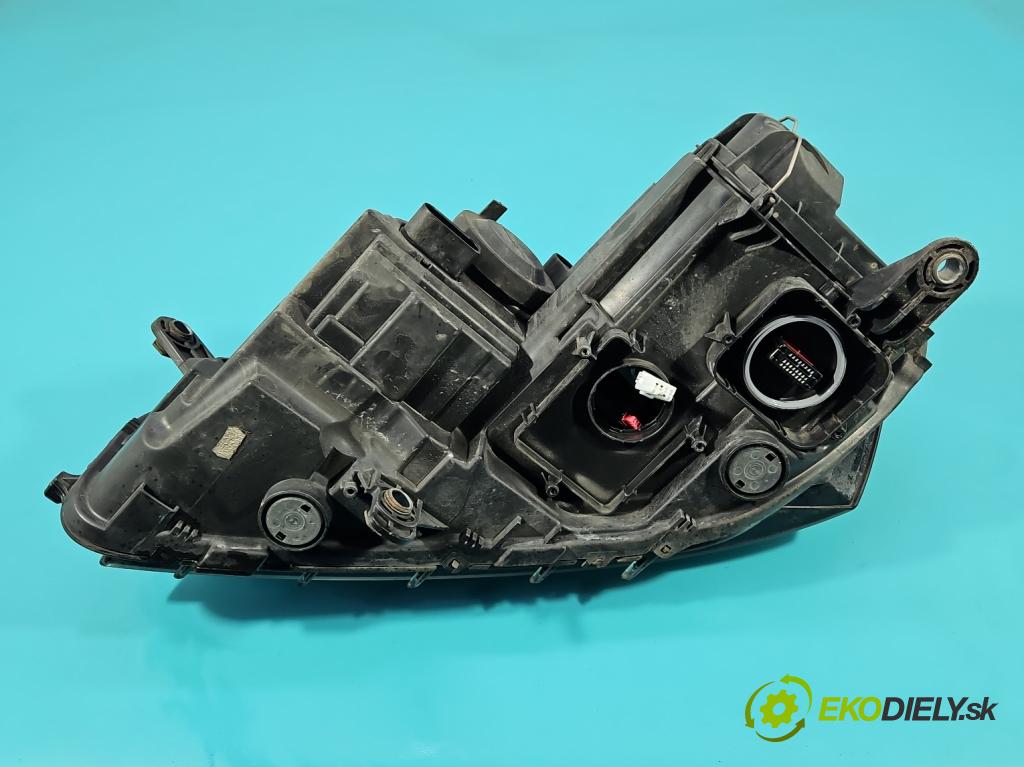 Vw Passat B7 2010-2014 2.0 tdi 140 HP manual 103 kW 1968 cm3 5- Reflektor: pravý 3AB941752 (Svetlo predné pravé)