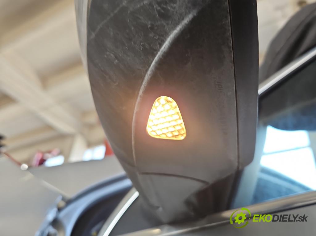 Vw Passat B7 2010-2014 2.0 tdi 140 HP manual 103 kW 1968 cm3 5- zrkadlo ľavé  (Kľučka dverí ostatné)