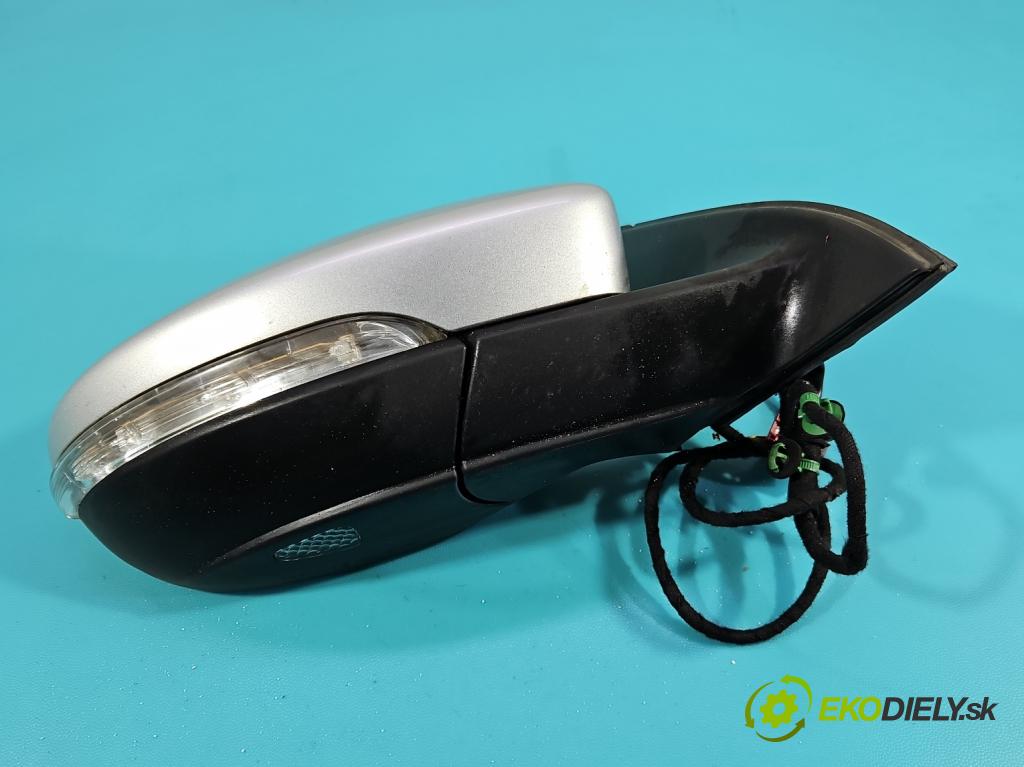 Vw Passat B7 2010-2014 2.0 tdi 140 HP manual 103 kW 1968 cm3 5- zrkadlo pravé  (Kľučka dverí ostatné)