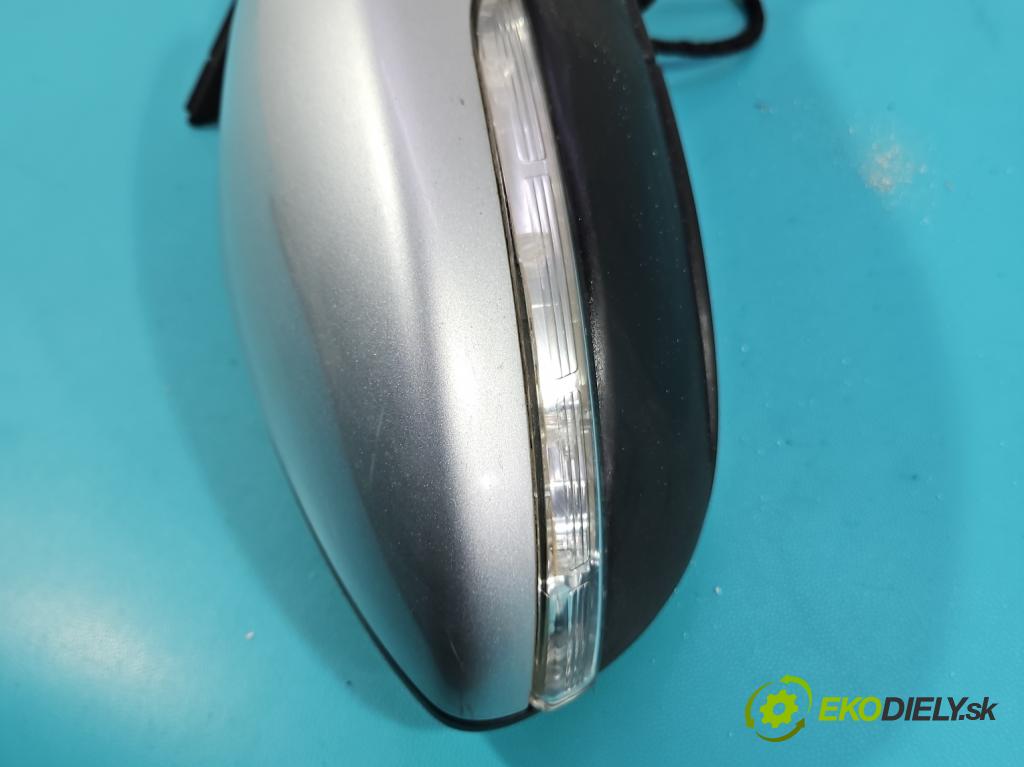 Vw Passat B7 2010-2014 2.0 tdi 140 HP manual 103 kW 1968 cm3 5- zrkadlo pravé  (Kľučka dverí ostatné)