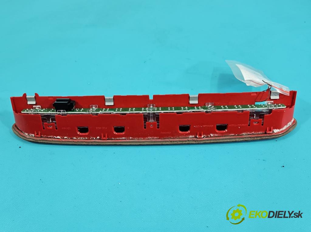 Vw Passat B7 2010-2014 2.0 tdi 140 HP manual 103 kW 1968 cm3 5- světlo: stop: 1K6945097A