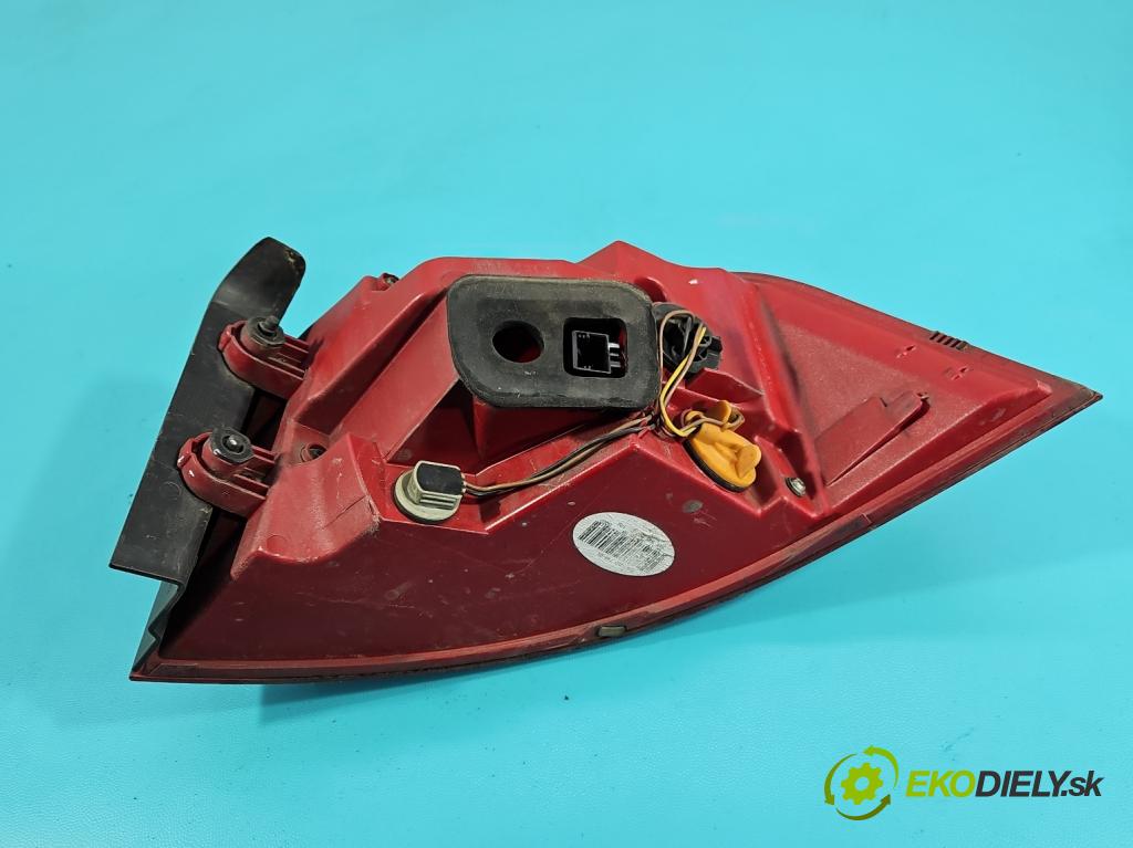 Vw Passat B7 2010-2014 2.0 tdi 140 hp manual 103 kW 1968 cm3 5- světlo zadní levé 3AF945207B (Klika dveří ostatní)