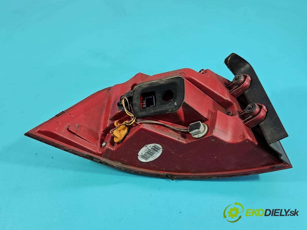 Vw Passat B7 2010-2014 2.0 tdi 140 hp manual 103 kW 1968 cm3 5- světlo zadní pravé 3AF945208B (Klika dveří ostatní)