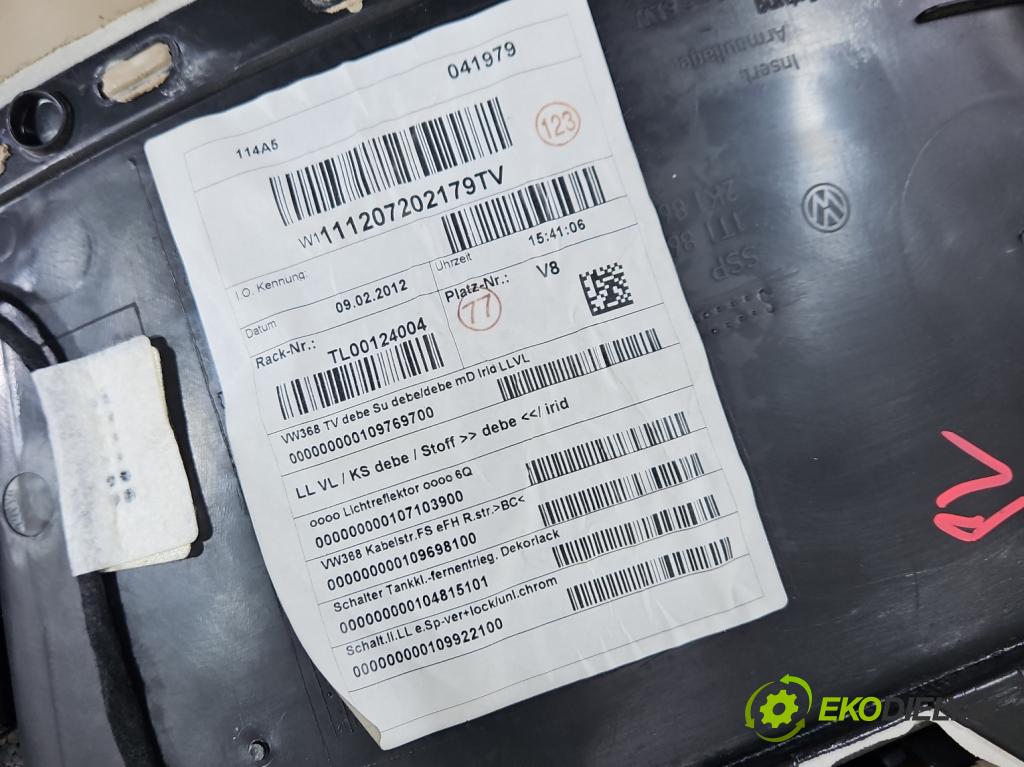 Vw Touran I 2003-2015 2.0 tdi 140 hp manual 103 kW 1968 cm3 5- Tapacír: dveře přední levé