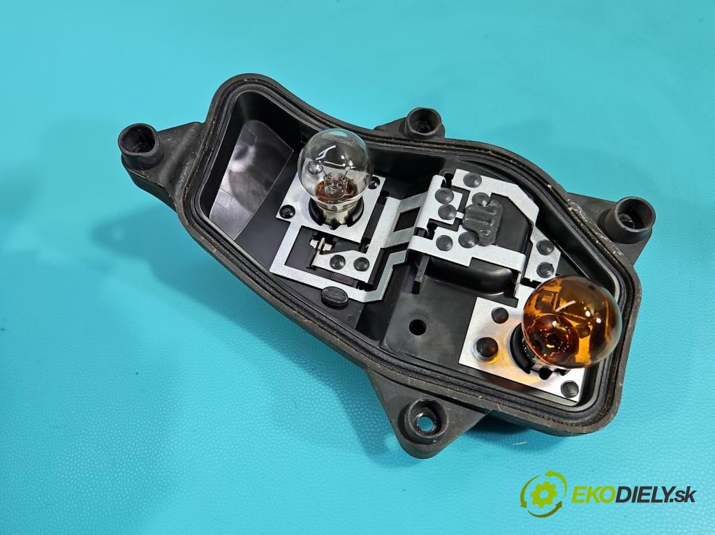 Vw Touran I 2003-2015 2.0 tdi 140 hp manual 103 kW 1968 cm3 5- světlo zadní levé 1T0945095R (Klika dveří ostatní)