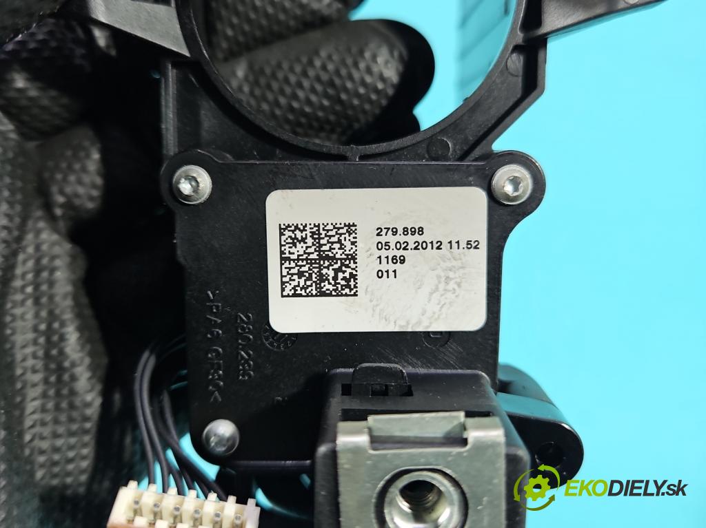 Vw Touran I 2003-2015 2.0 tdi 140 HP manual 103 kW 1968 cm3 5- prepínač komplex: 5K0953502N (Prepínacie páčky pod volantom)