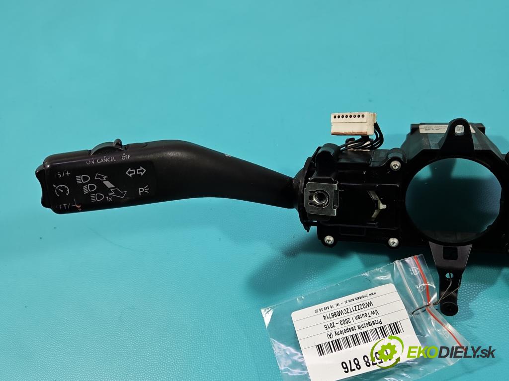 Vw Touran I 2003-2015 2.0 tdi 140 HP manual 103 kW 1968 cm3 5- prepínač komplex: 5K0953502N (Prepínacie páčky pod volantom)