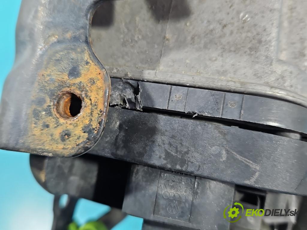 Vw Touran I 2003-2015 2.0 tdi 140 HP manual 103 kW 1968 cm3 5- Webasto 1K0815065AR (Webasto (nezávislé kúrenie))