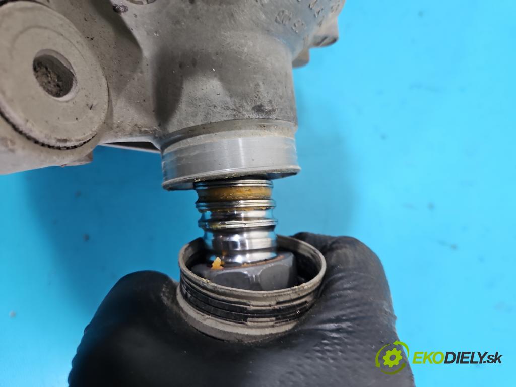 Vw Touran I 2003-2015 2.0 tdi 140 HP manual 103 kW 1968 cm3 5- Ozubené kolo: volant 1T1423050B