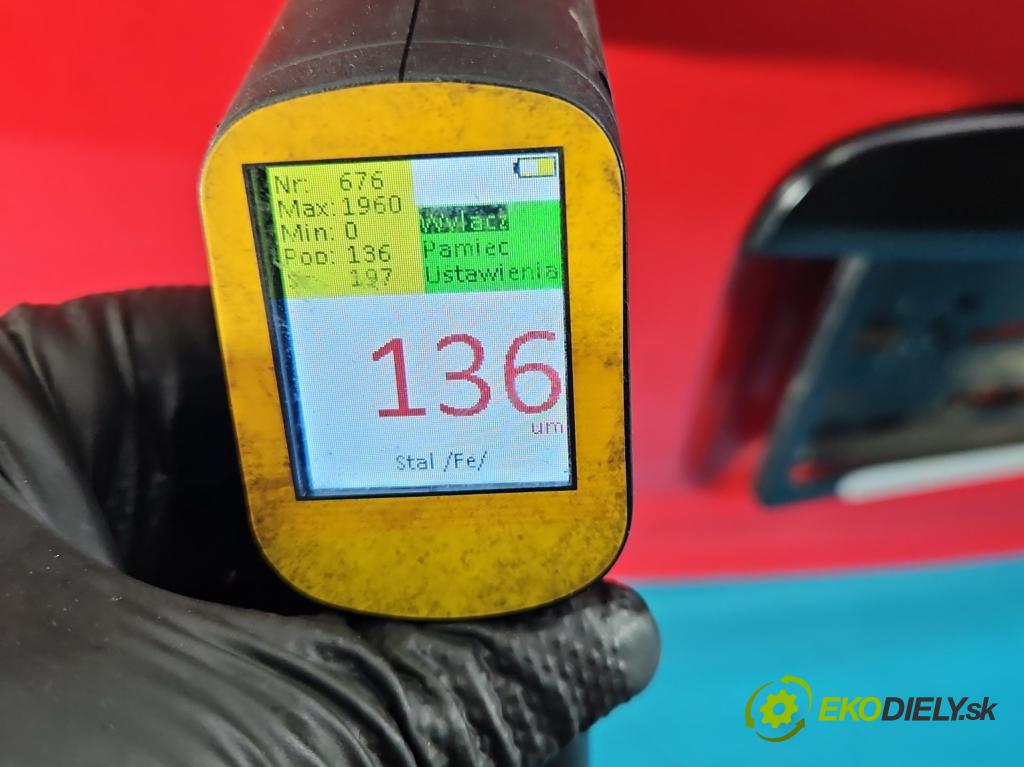 Toyota Corolla E11 1997-2002 1.4 16V 84KM manual 62 kW 1332 cm3 3- zadna kufor  (Kapota zadná (kufor))