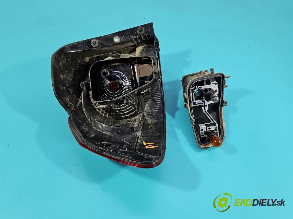 Vw Golf VI 2008-2013 1.6 tdi 105 HP manual 77 kW 1598 cm3 5- svetlo / reflektor zadné pravé 5K0945096E (Kľučka dverí ostatné)