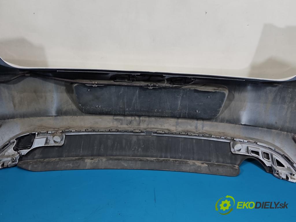 Vw Golf VI 2008-2013 1.6 tdi 105 HP manual 77 kW 1598 cm3 5- nárazník zadné 5K6807421 (Kľučka dverí ostatné)
