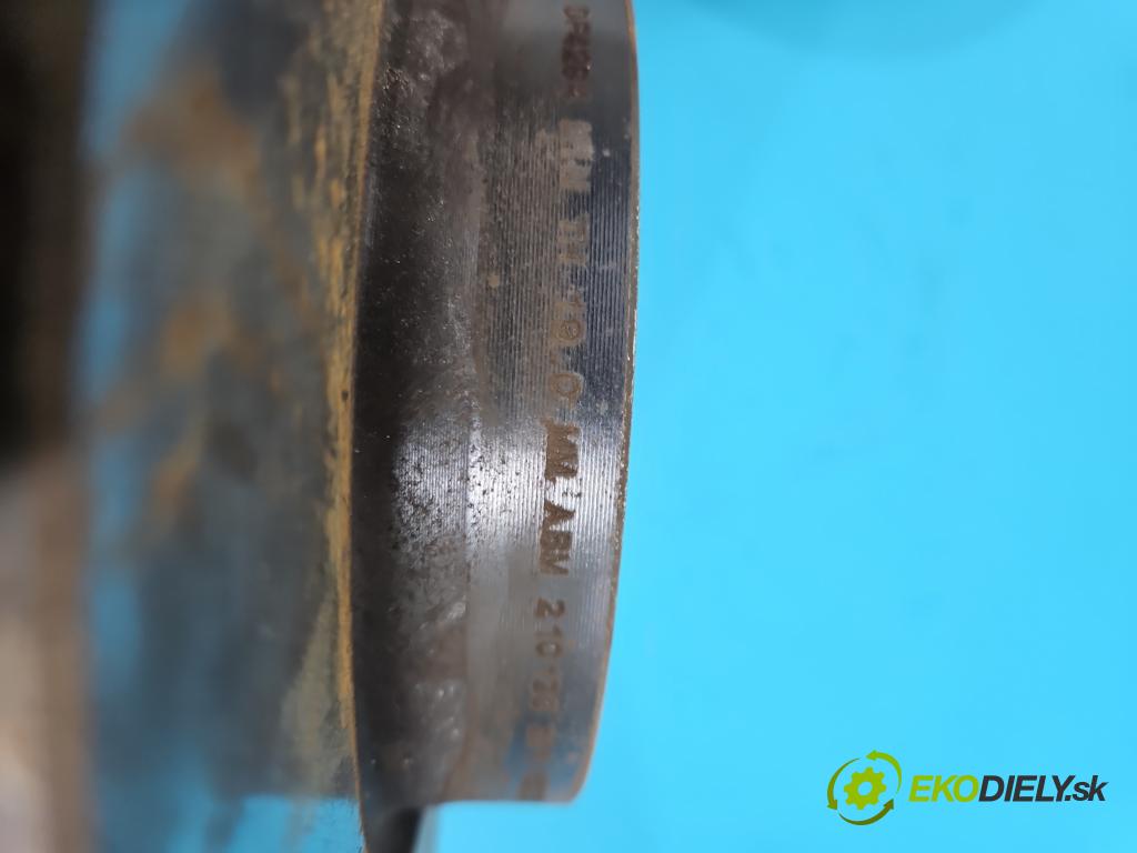 Vw Golf V 2003-2009 1.6 FSI 116 HP manual 85 kW 1598 cm3 5- Štíty: brzdové predné