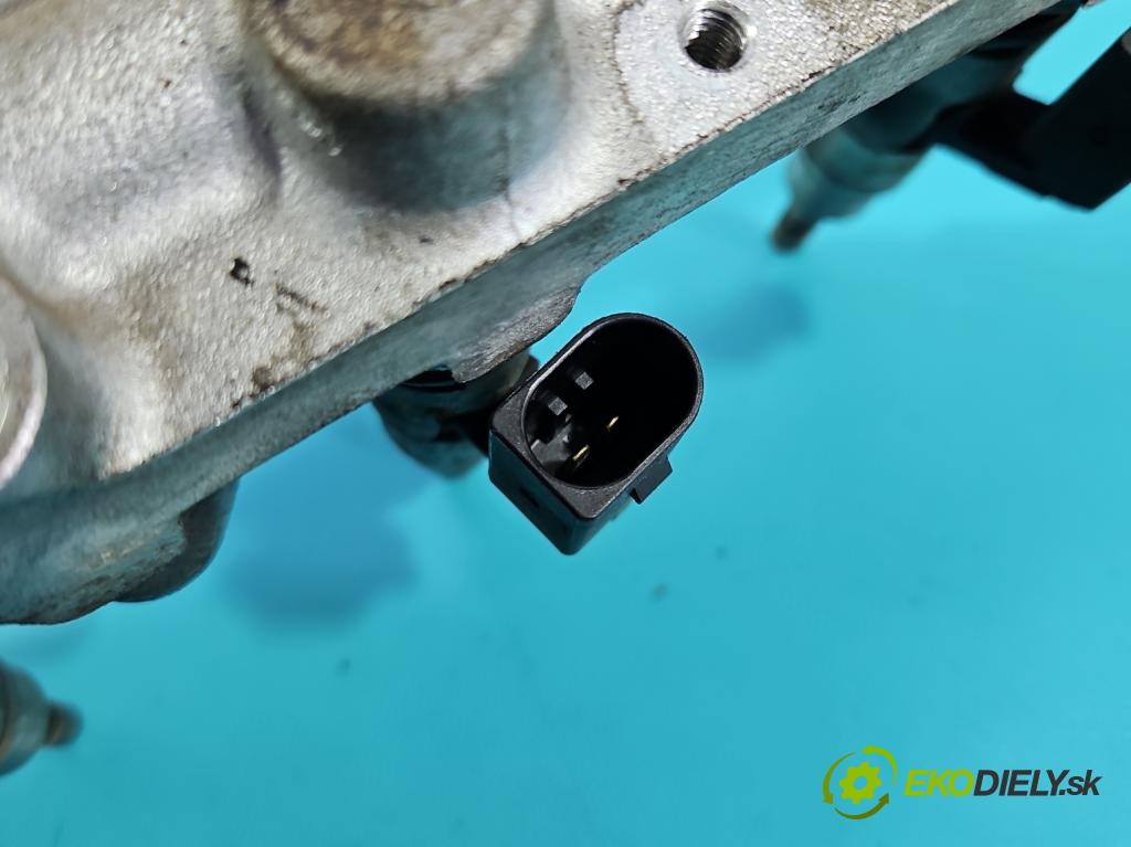 Vw Golf V 2003-2009 1.6 FSI 116 HP manual 85 kW 1598 cm3 5- vstrek 03C906036A (Vstrekovač paliva)