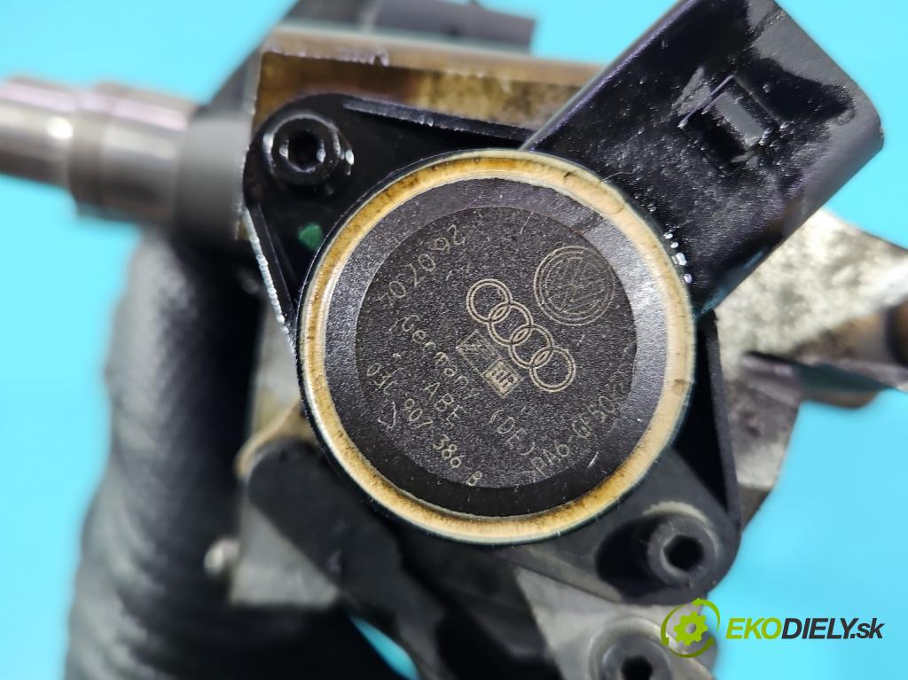 Vw Golf V 2003-2009 1.6 FSI 116 HP manual 85 kW 1598 cm3 5- vstrek 03C906036A (Vstrekovač paliva)