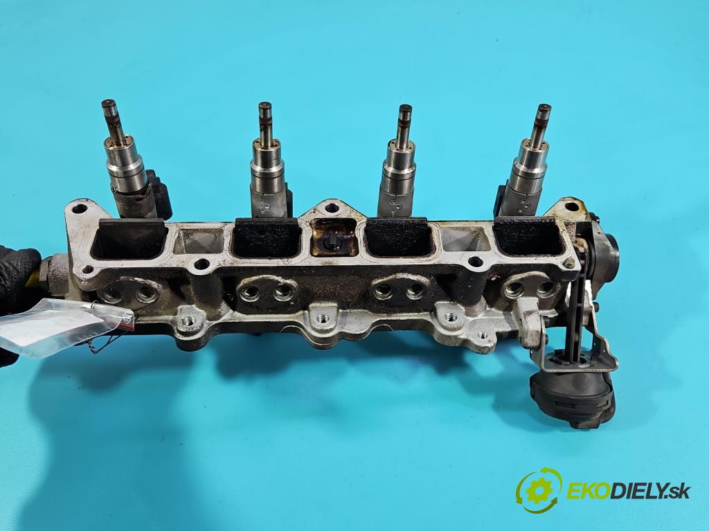 Vw Golf V 2003-2009 1.6 FSI 116 HP manual 85 kW 1598 cm3 5- vstrek 03C906036A (Vstrekovač paliva)