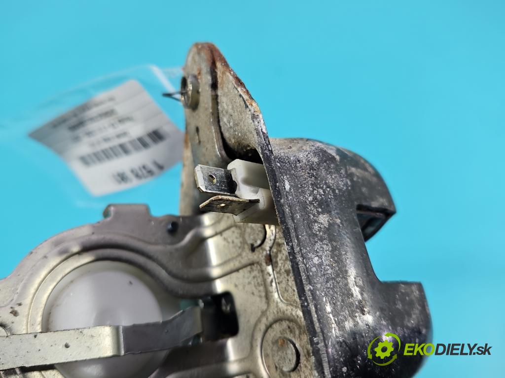 Honda CR-V III 2006-2011 2.2 i-CTDi 150 hp manual 110 kW 2199 cm3 5- zámek kufrových dveří zadní 61110A