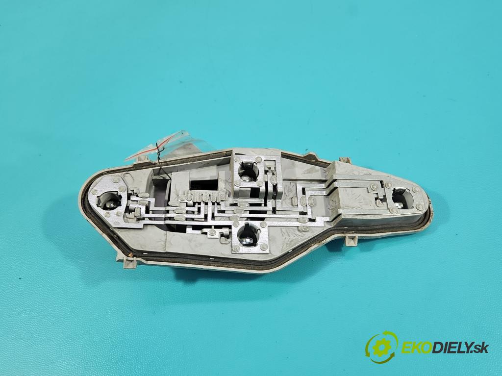 Citroen Berlingo II 2008-2018 1.6 hdi 75 HP manual 55 kW 1560 cm3 5- svetlo / reflektor zadné ľavé (Kľučka dverí ostatné)