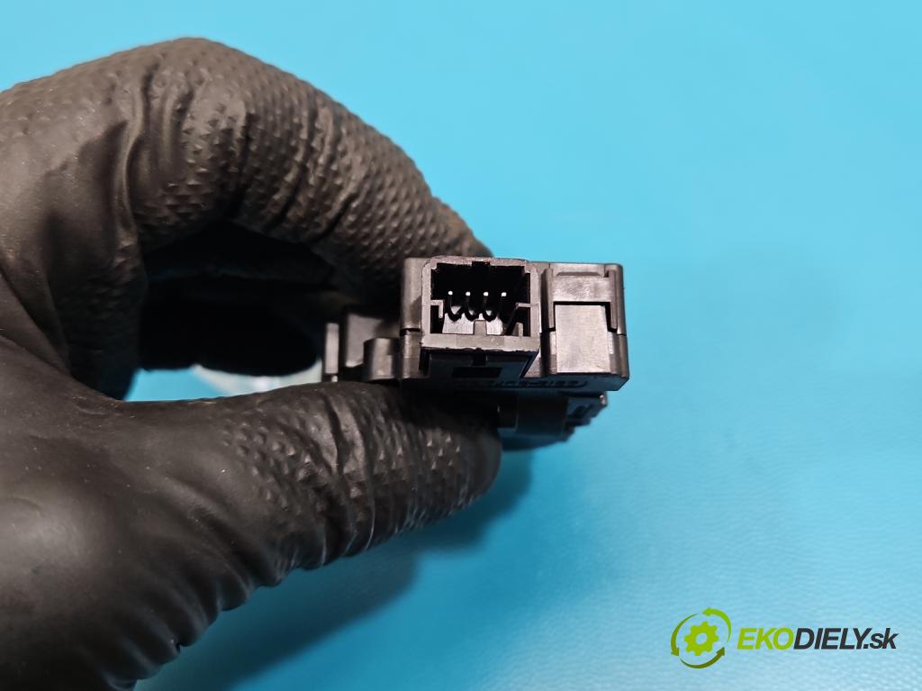 Jaguar F-Pace 16- 2.0d 241KM automatic 177 kW 1999 cm3 5- motor: kúrenia 412650750