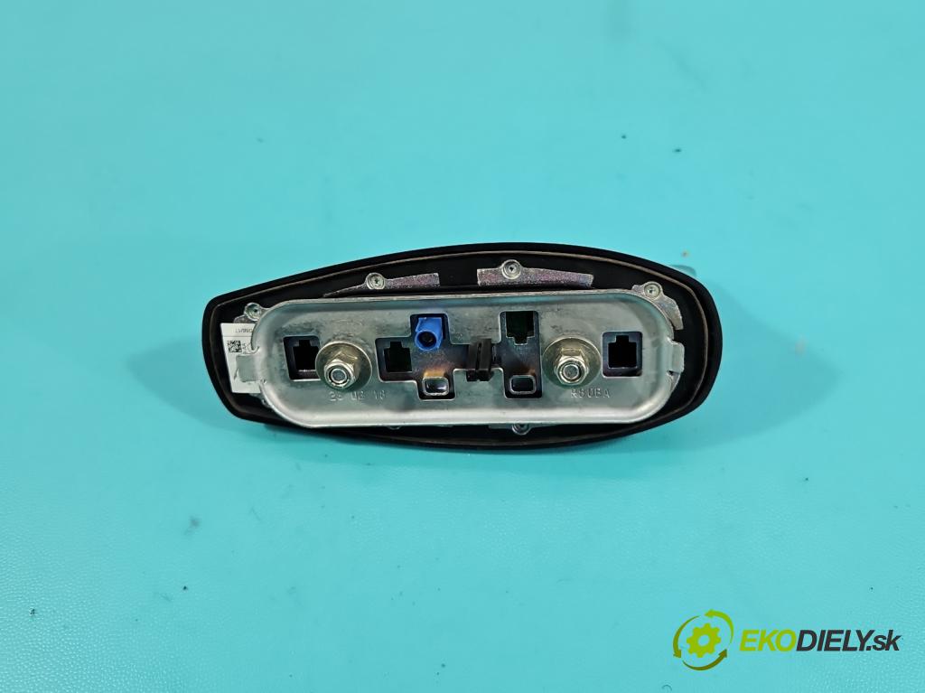 Jaguar F-Pace 16- 2.0d 241KM automatic 177 kW 1999 cm3 5- Antena FW93-19C089-AA