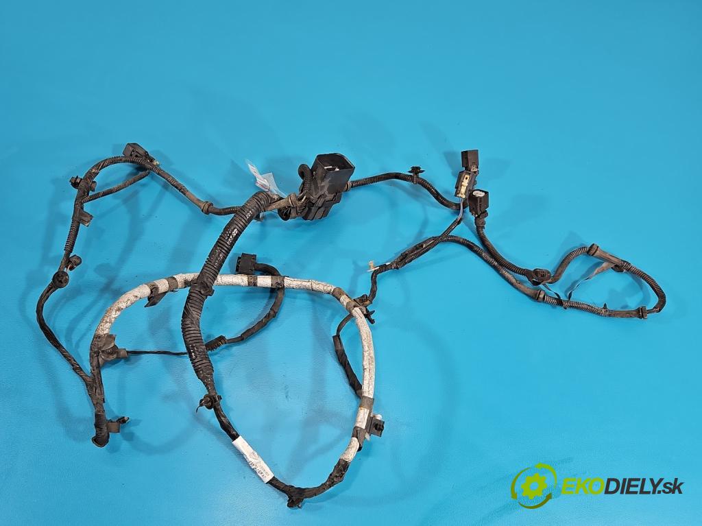 Jaguar F-Pace 16- 2.0d 241KM automatic 177 kW 1999 cm3 5- Balíček: JK83-9L468-AC