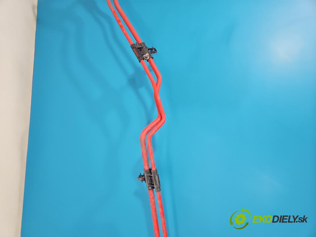 Jaguar F-Pace 16- 2.0d 241KM automatic 177 kW 1999 cm3 5- Zväzok: akumulatora JK83-14300-AA