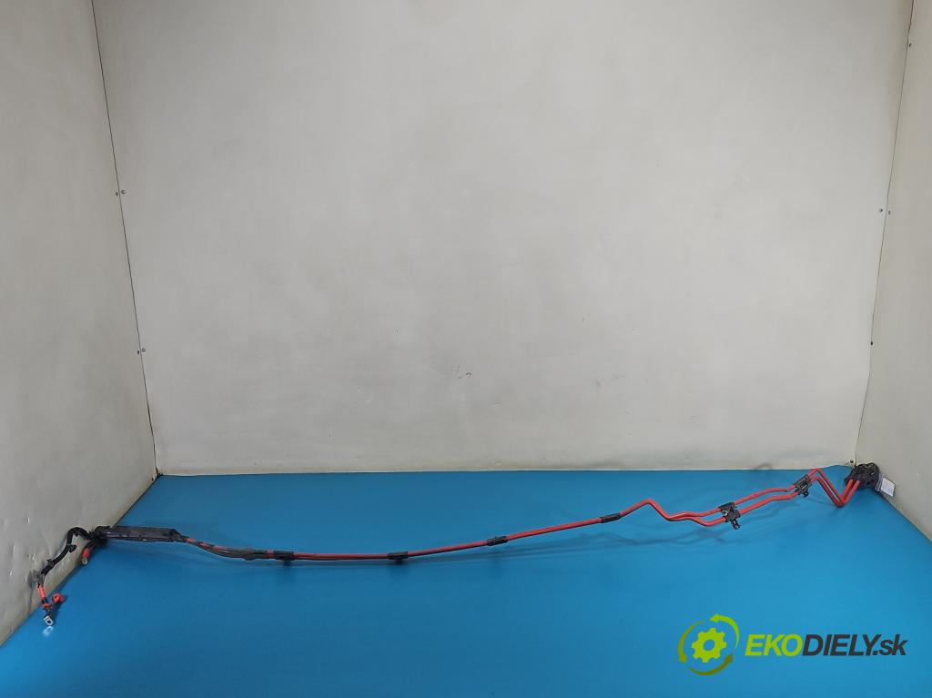 Jaguar F-Pace 16- 2.0d 241KM automatic 177 kW 1999 cm3 5- Zväzok: akumulatora JK83-14300-AA