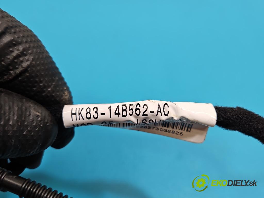 Jaguar F-Pace 16- 2.0d 241KM automatic 177 kW 1999 cm3 5- Balíček: kufrových dveří zadní HK83-14B562-AC